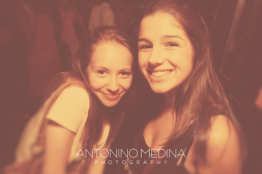 Samedis PLEASE ME - ONE YEAR ANNIVERSARY